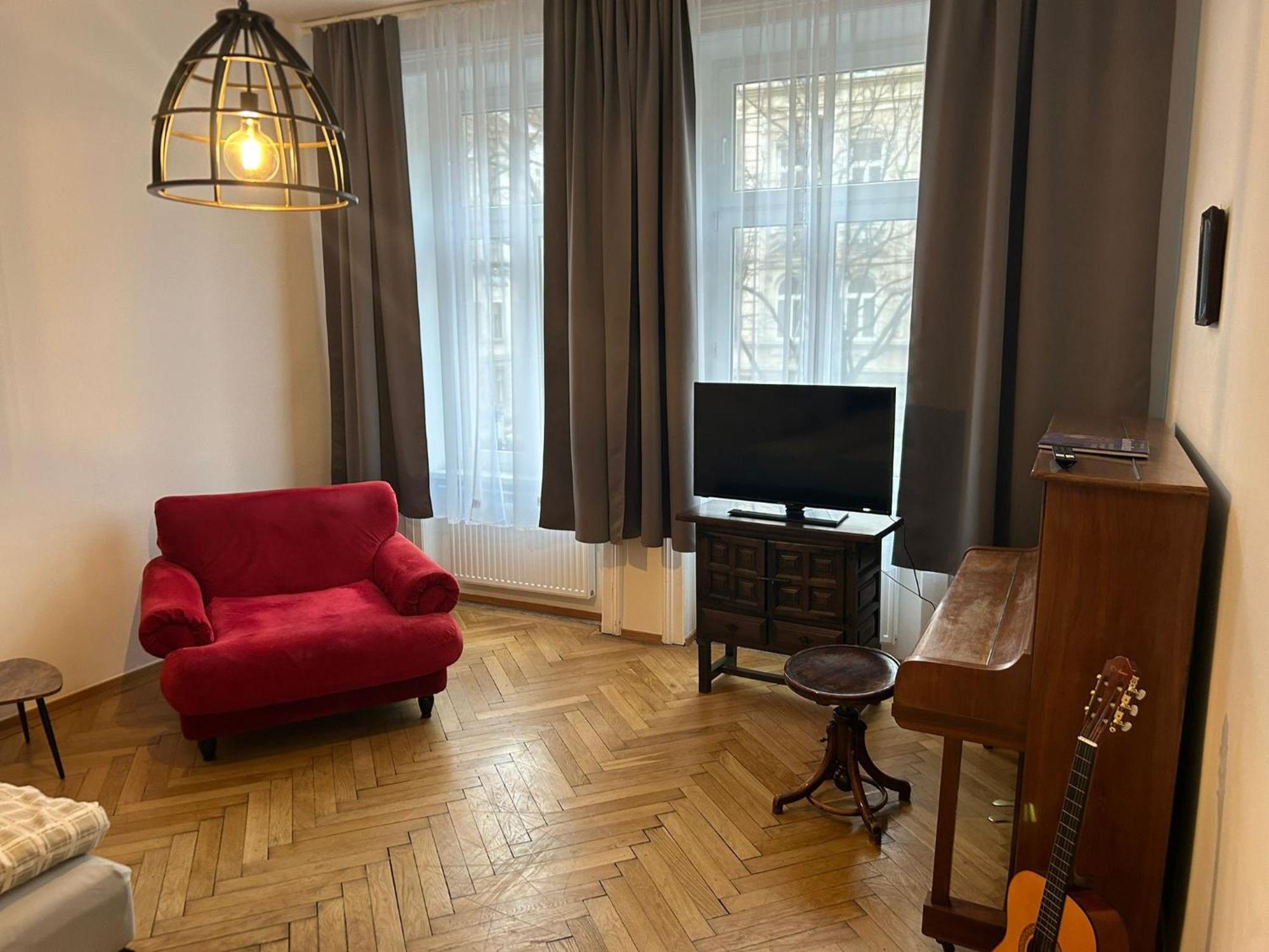 Paky 00406 * Vienne